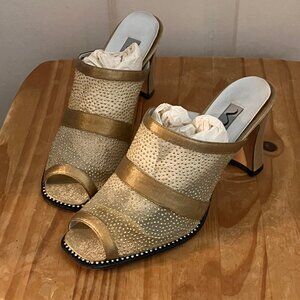 Nina (7B) festive holiday shoes - gold sparkly open-toe high heels, EUC